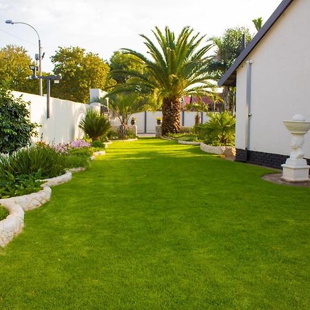Mint Guesthouse Randfontein Eksteriør bilde
