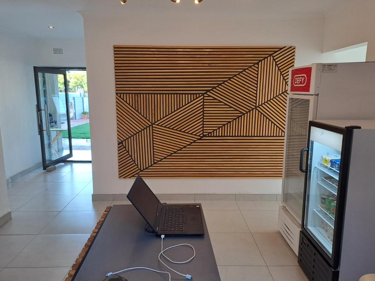 Mint Guesthouse Randfontein Eksteriør bilde